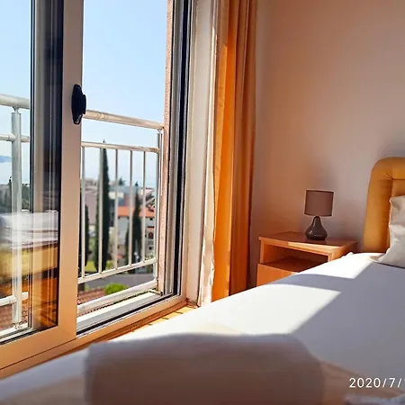 Apartment Mitende Budva