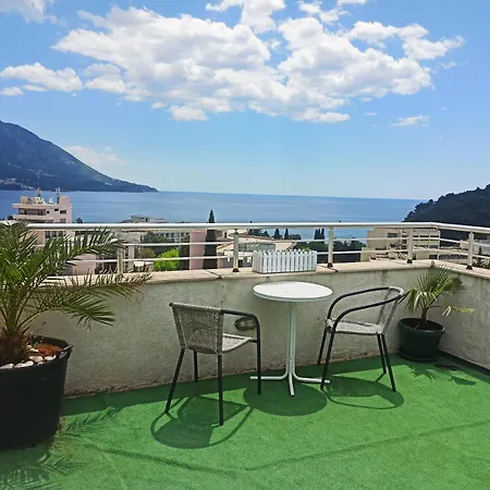 Apartment Mitende *