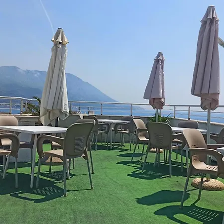 Apartment Mitende Budva