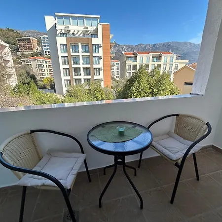 Apartment Mitende Budva